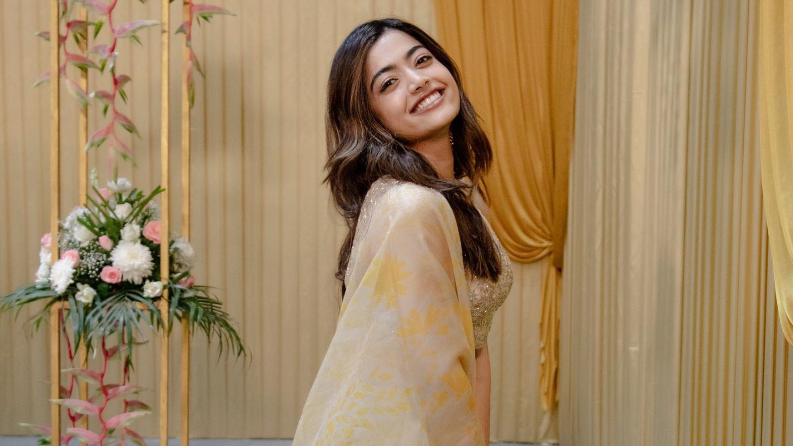 feet-are-a-beautiful-smiling-face-national-crush-rashmika-s-latest