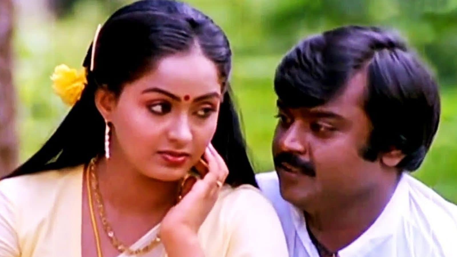 ரஜினிக்காக எழுதப்பட்ட விஜயகாந்தின் அம்மன் கோவில் கிழக்காலே!