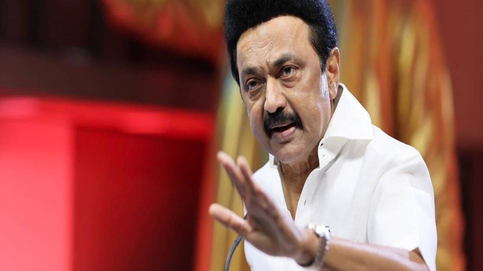 தமிழக ஆளுநரின் தேநீர் விருந்து: திமுக, காங்கிரஸ்  கட்சிகளும் புறக்கணிப்பதாக அறிவிப்பு..