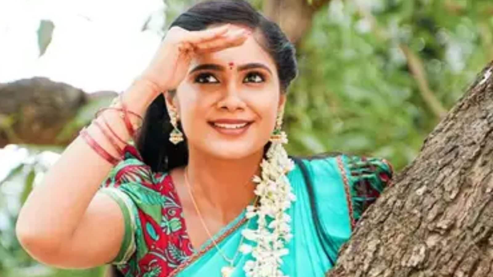 Vidhya No 1 சீரியல் குழுவினர் கொண்டாட்டம் - காரணம் தெரியுமா.?