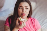 Stress Eating என்றால் என்ன? மன அழுத்தம் ஏற்படும் போது ஏன் பசிக்கிறது?
