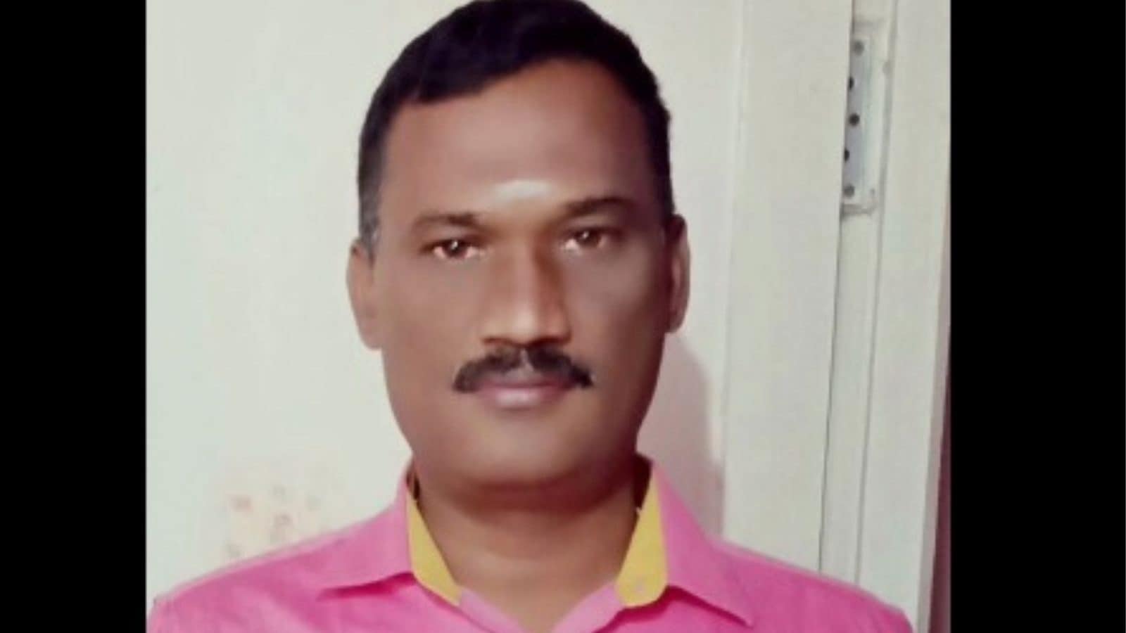 சிறப்பு உதவி காவல் ஆய்வாளர் தூக்கிட்டு தற்கொலை... போலீசார் அதிர்ச்சி..