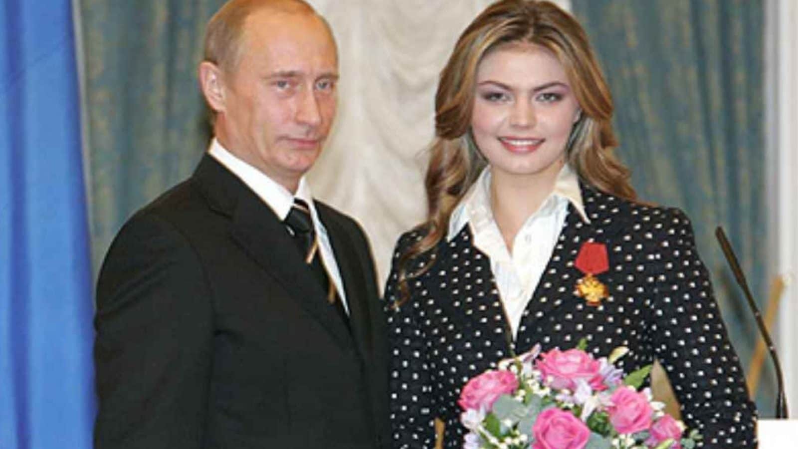 ரஷ்ய அதிபர் புதினின் தோழிக்கு செக் வைக்கும் ஐரோப்பிய ஒன்றியம்