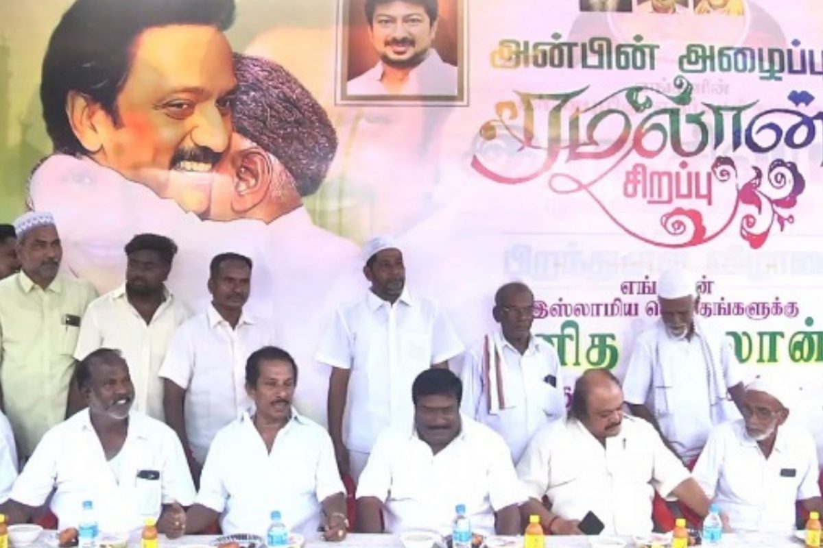 பள்ளிவாசலுக்குள் இப்தார் விருந்து நடத்த எதிர்ப்பு..