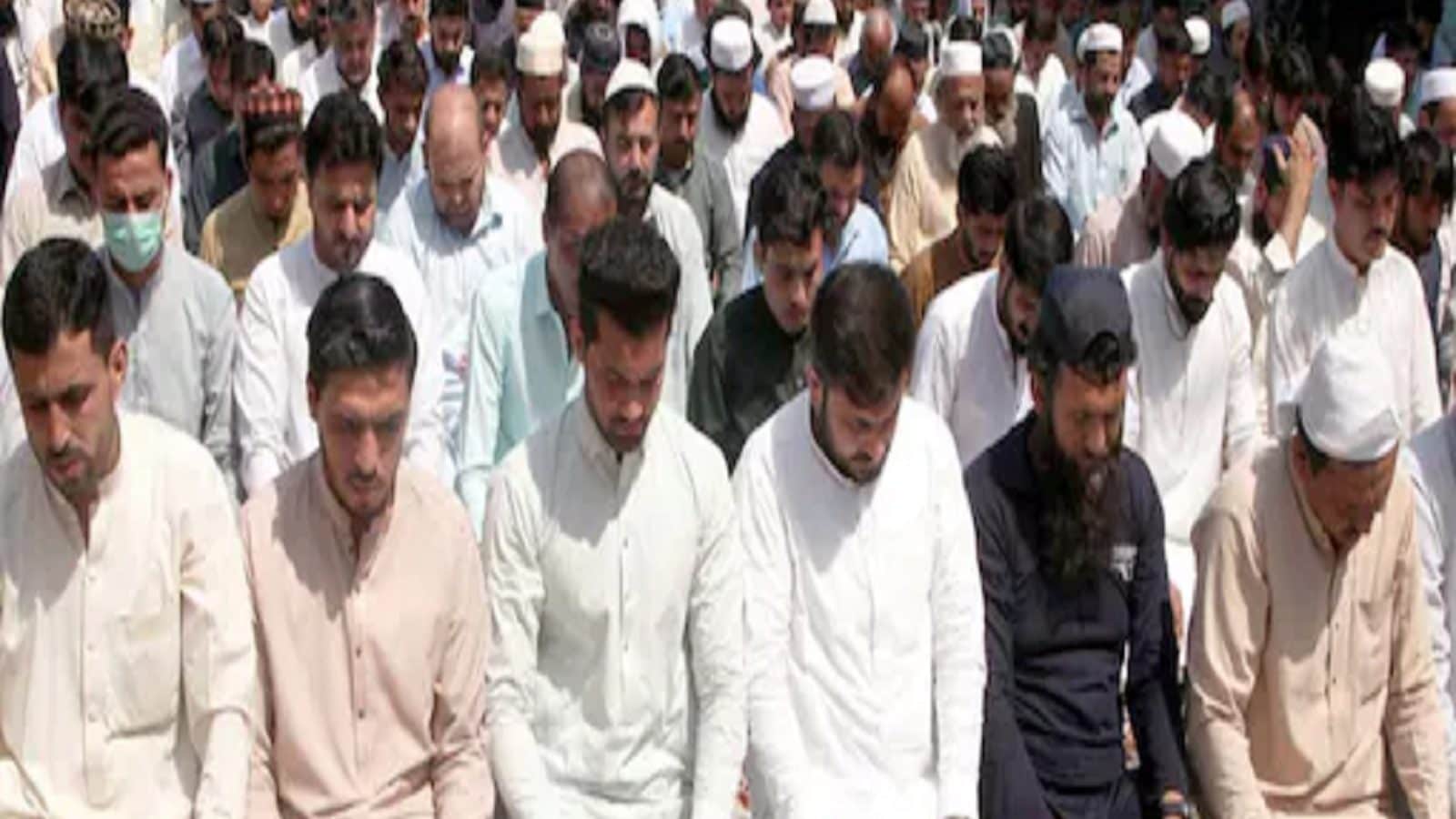 தந்தையின் கடைசி ஆசை.. ரூ1.5 கோடி மதிப்பிலான இடத்தை இஸ்லாமியர்களுக்கு தானமாக வழங்கிய இந்து சகோதரிகள்