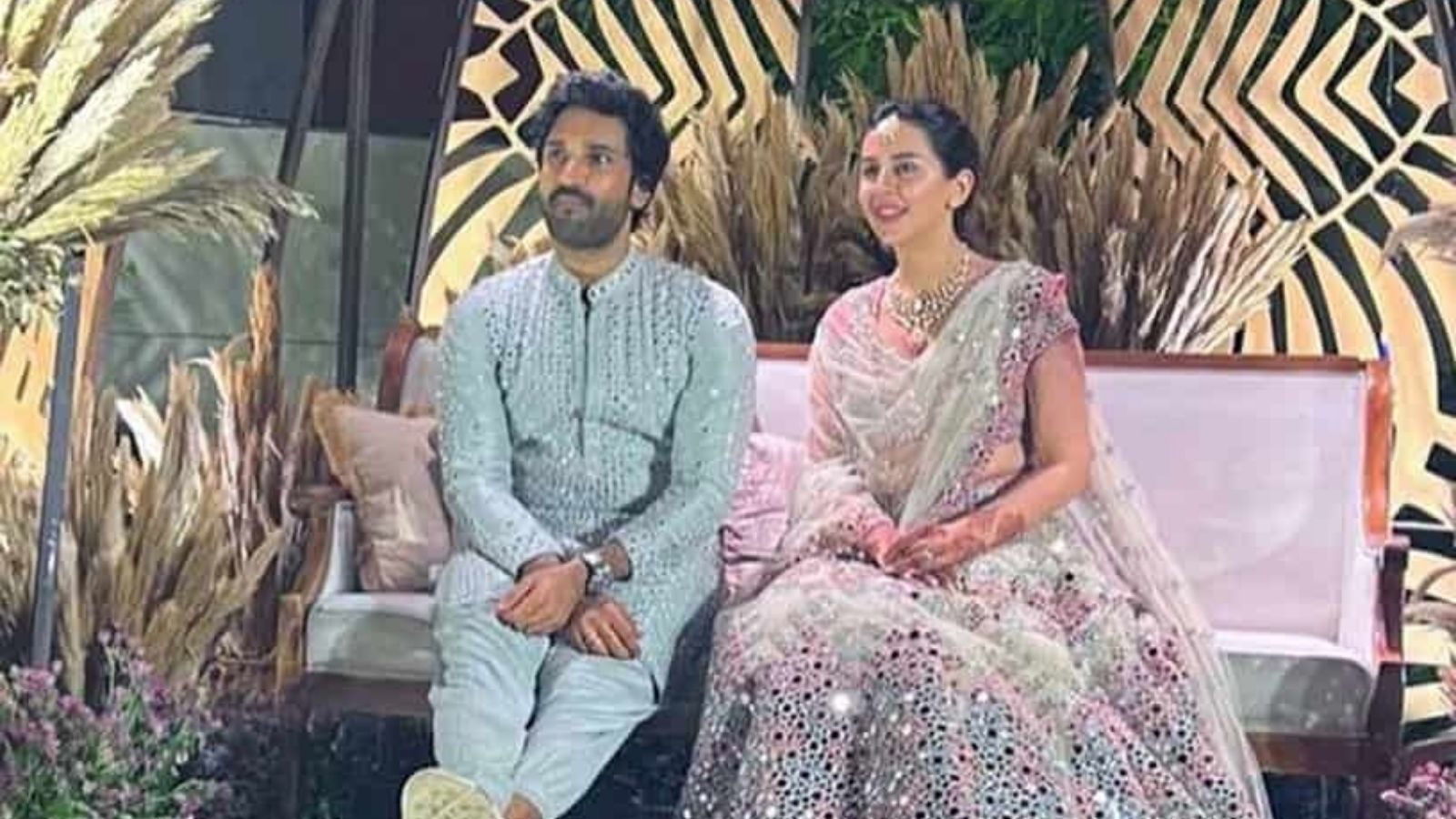 ஆதி - நிக்கி திருமணத்தில் அஜித் பாடலுக்கு நடனமாடிய நானி - சந்தீப் கிஷன்!