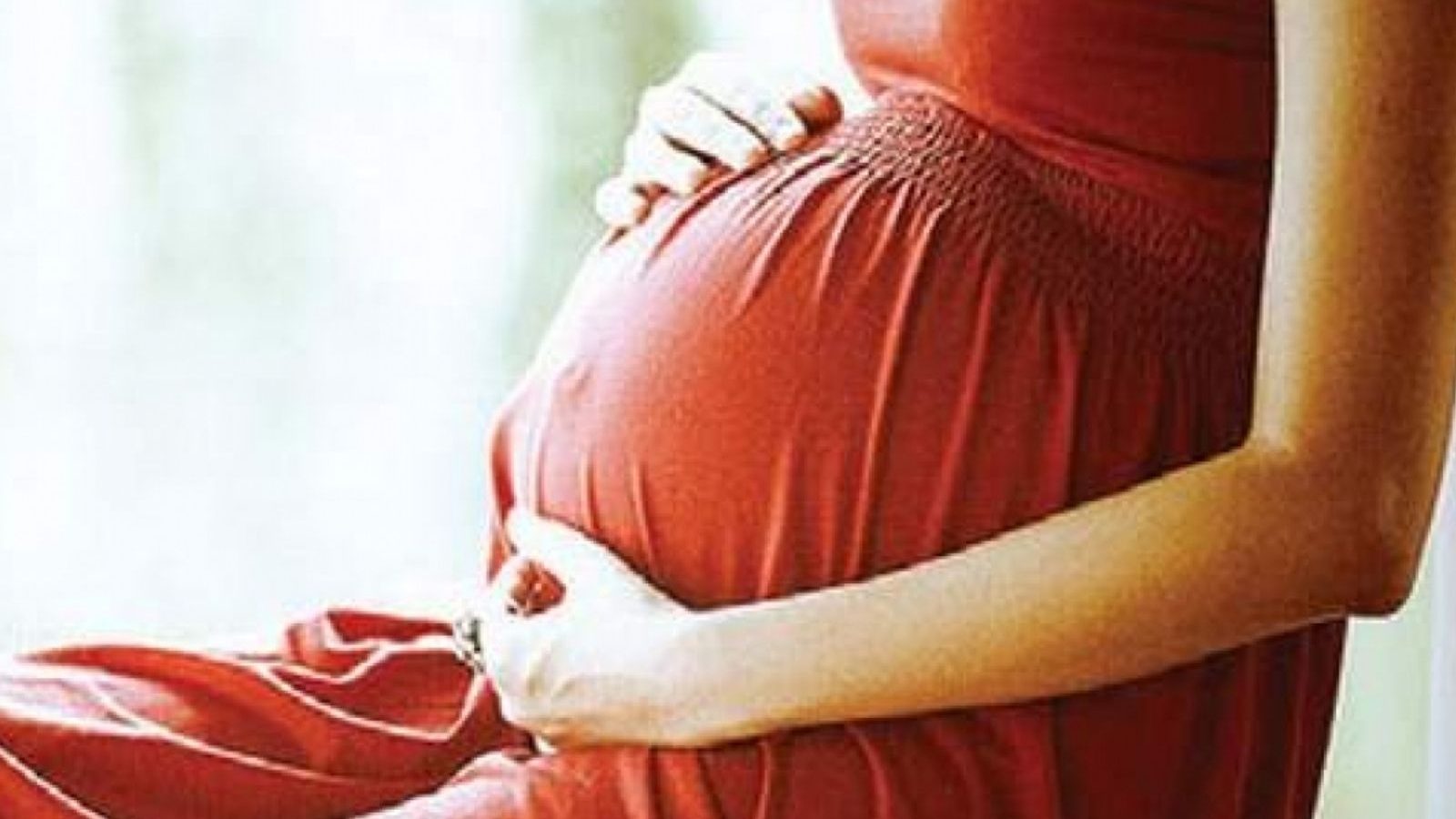 திருமணமாகாத பெண்ணுக்கும் கருக்கலைப்பு செய்ய உரிமை உண்டு - உச்சநீதிமன்றம் பரபரப்பு தீர்ப்பு