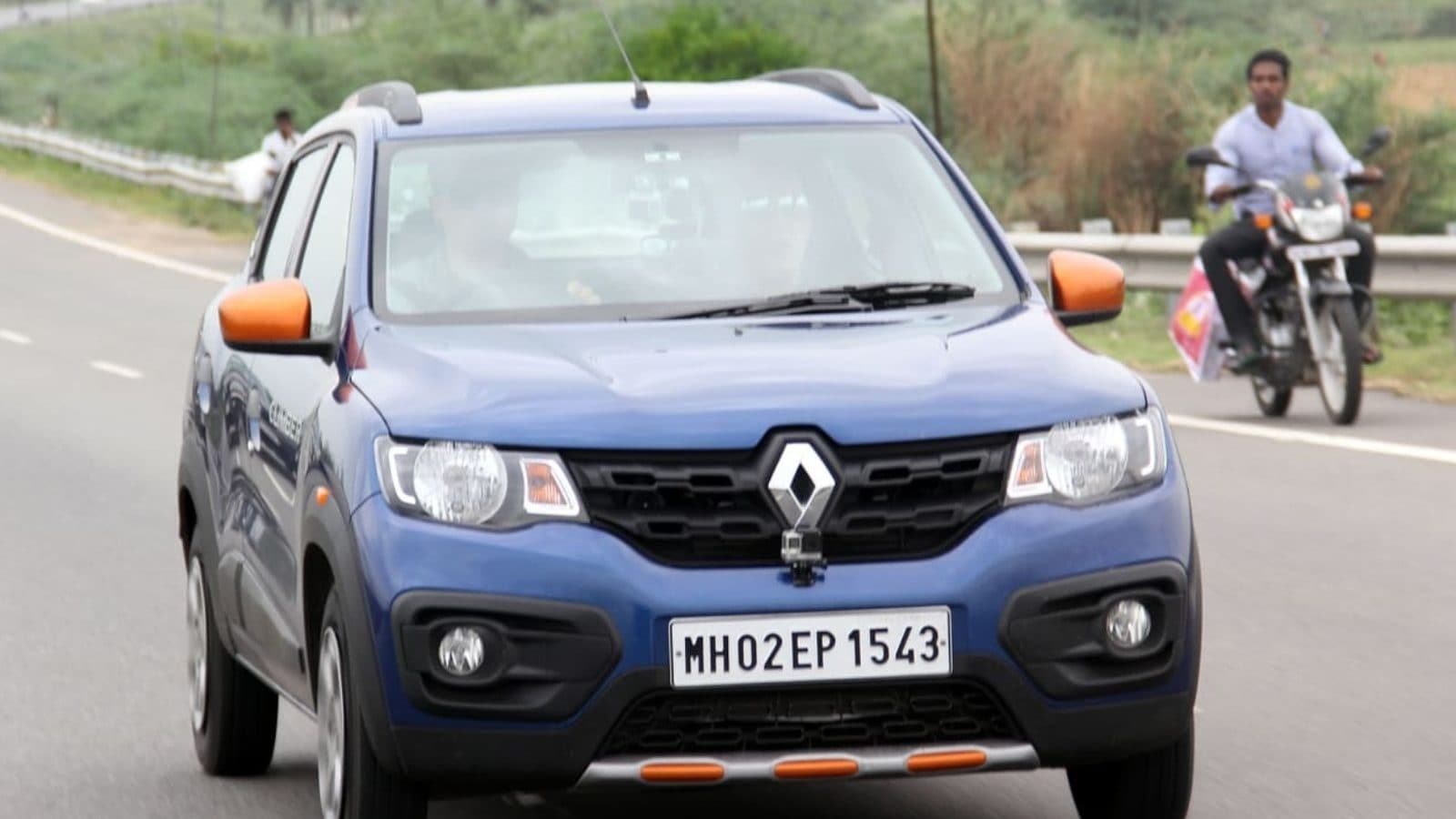 கார் வைத்திருந்தும் அதிகம் பயன்படுத்தாதவர்களுக்காக புதிய இன்ஷூரன்ஸை அறிமுகப்படுத்திய HDFC ERGO..