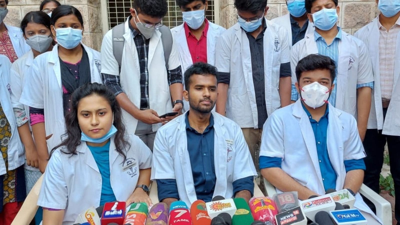 சமஸ்கிருத உறுதிமொழி விவகாரத்தில் டீன் தலையீடு இல்லை : மருத்துவ கல்லூரி மாணவர்கள் விளக்கம்