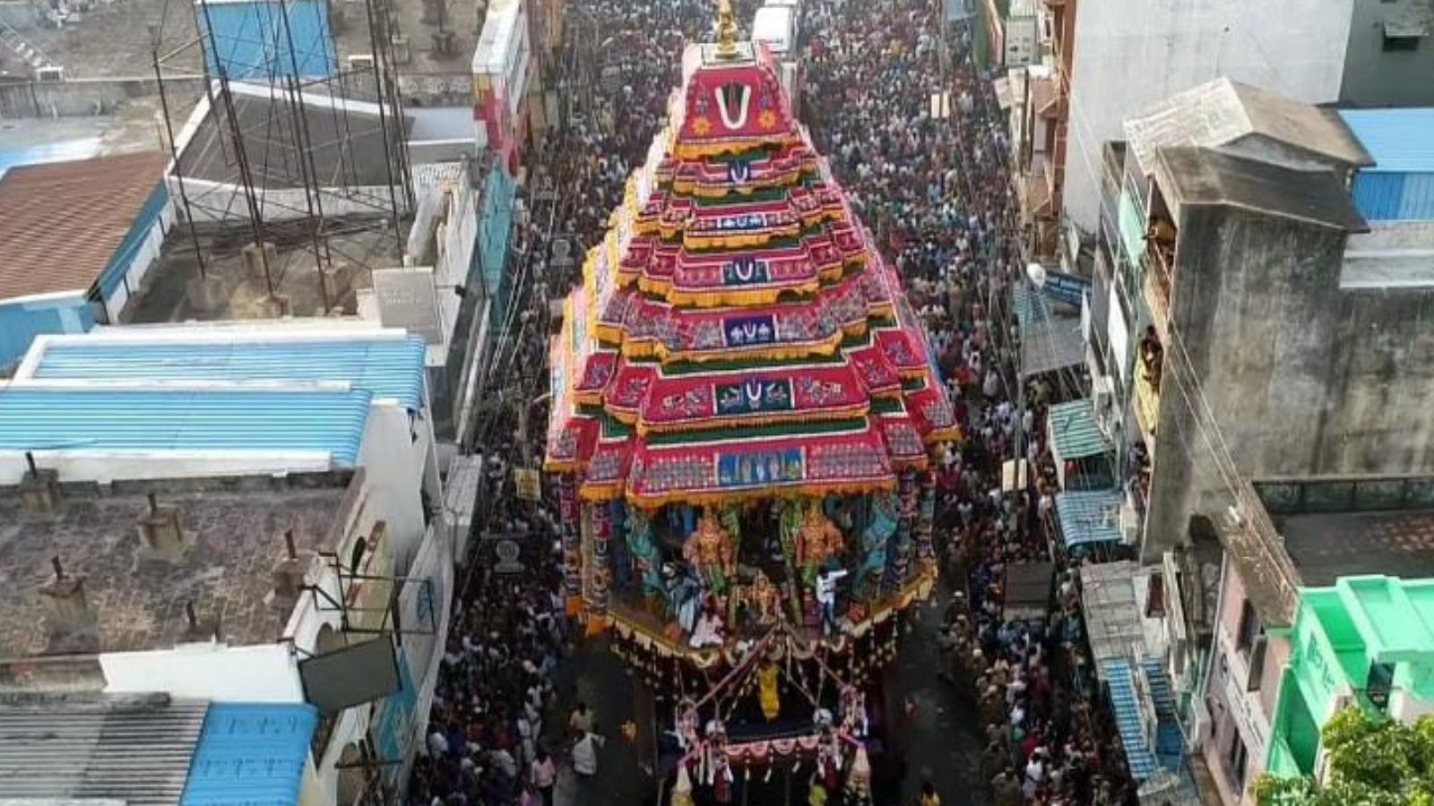 காஞ்சிபுரம் ஸ்ரீ வரதராஜ பெருமாள் கோவில் வைகாசி மாத பிரம்மோற்சவம் திருத்தேர் திருவிழா...