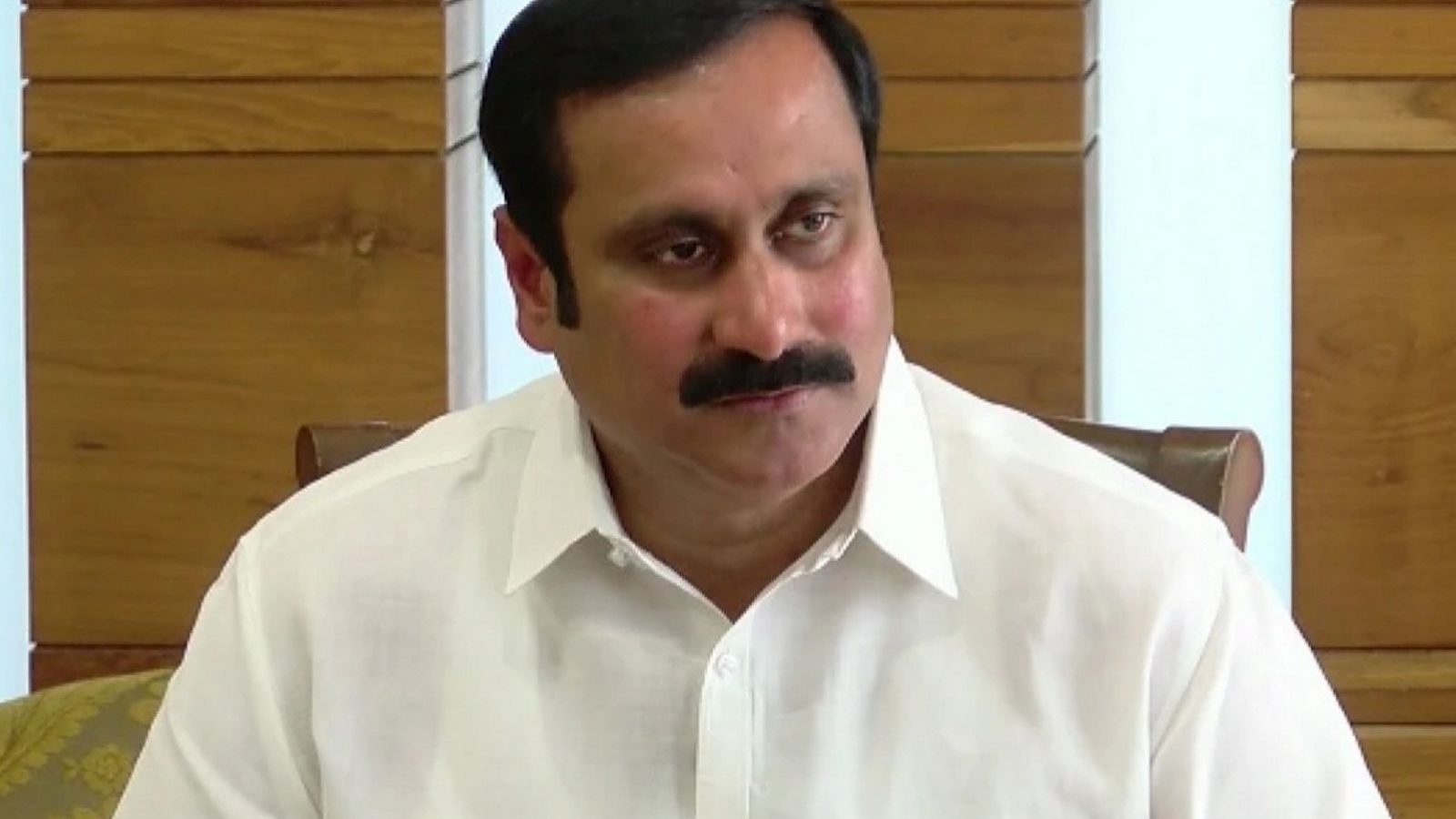 50,000 பள்ளி ஆசிரியர்களை உடனே நியமிக்க வேண்டும் - அன்புமணி ராமதாஸ் கோரிக்கை