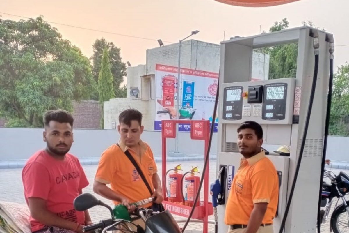 சிறைக் கைதிகளை கொண்டு இயங்கும் பெட்ரோல் பங்க் - ஹரியானா அரசு முயற்சி