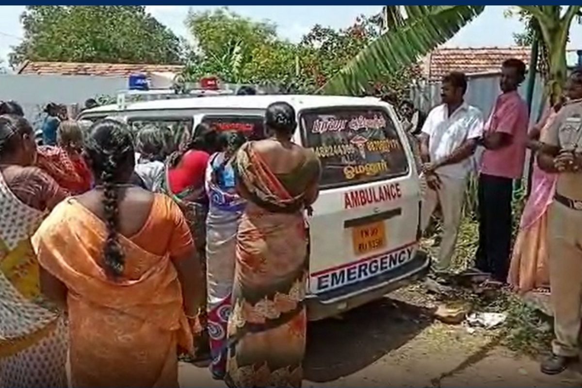 டெம்போ டிரைவர் தலையில் கல்லால் அடித்து கொலை...