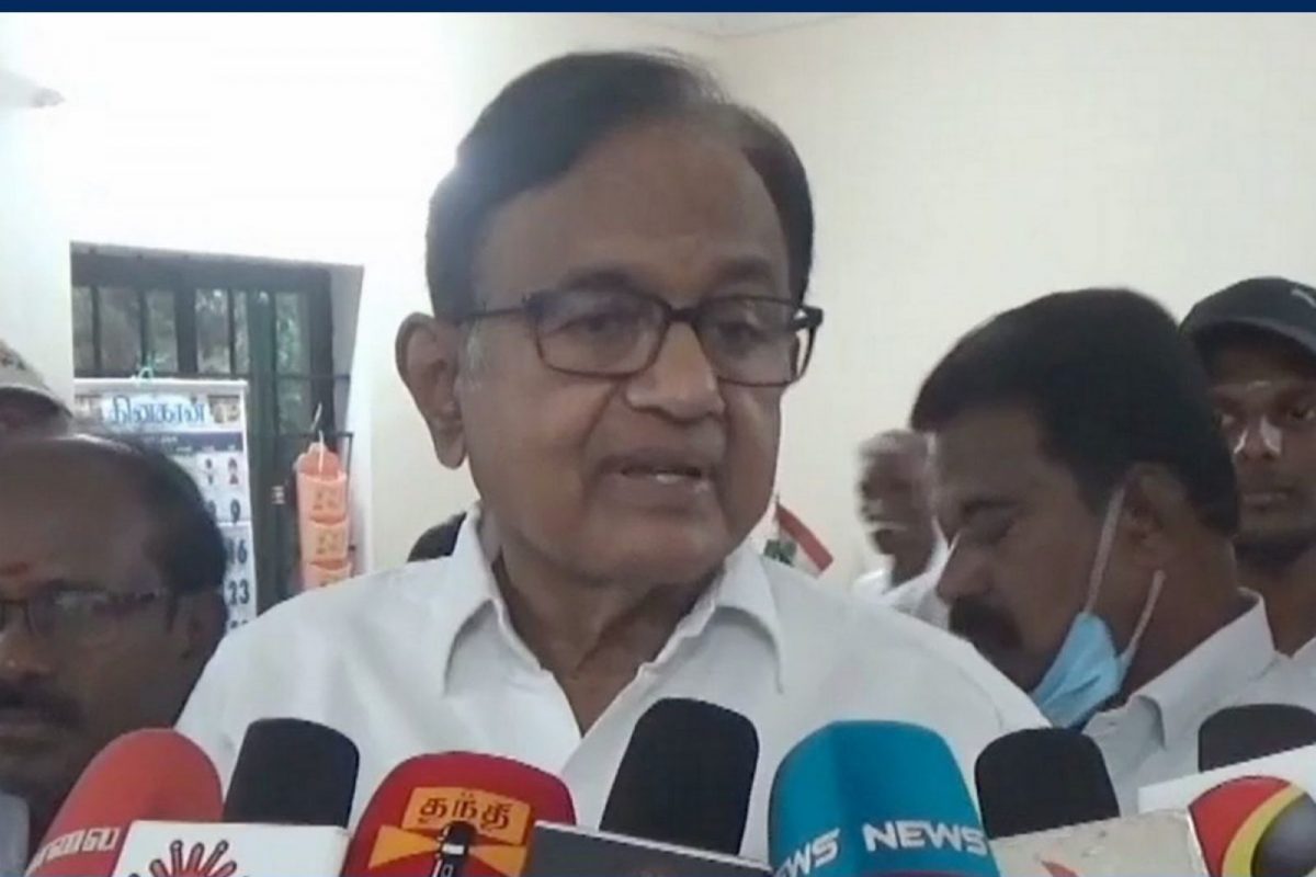 சுதந்திர தேவி கண்ணீர் வடிக்கிறாள்..  ப சிதம்பரம் வேதனை