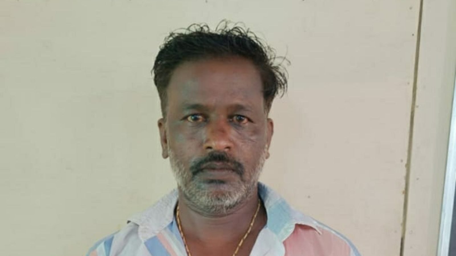 தனி கேஸ் வேணாம்..ஒரே கேசா போட்டு வழக்கை சீக்கிரம் முடிங்க..போலீசுக்கு டிமாண்ட் வைத்த பலே பைக் திருடன்...