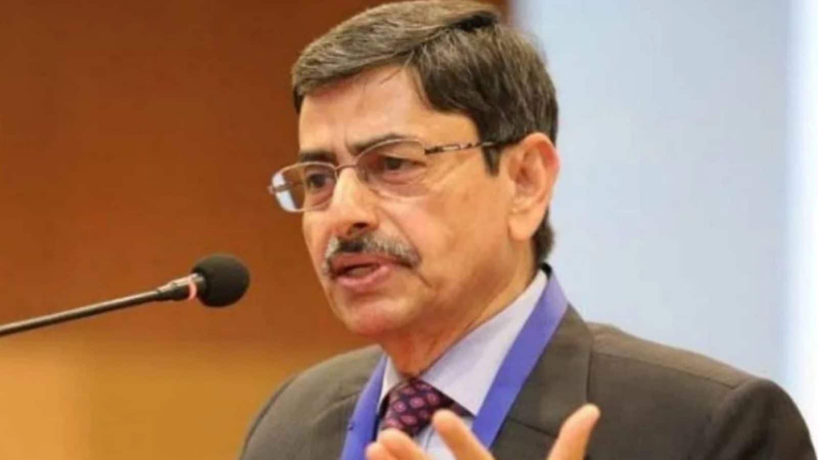 சனாதன தர்மத்துக்கு ஆதரவாக ஆளுநர் ரவி பேச்சு.. எதிர்க்கட்சிகள் கடும் எதிர்ப்பு