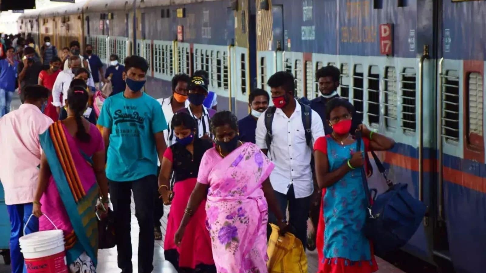 அக்னிபத் திட்டத்துக்கு எதிராக போராட்டம்: பிளாட்பார்ம் டிக்கெட் வழங்குவது நிறுத்திய தெற்கு ரயில்வே