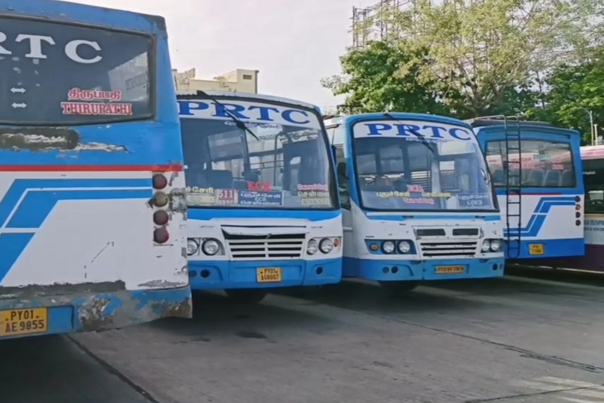 புதுச்சேரியில் தீவிரமடையும் போக்குவரத்து ஊழியர்கள் வேலை நிறுத்தம்