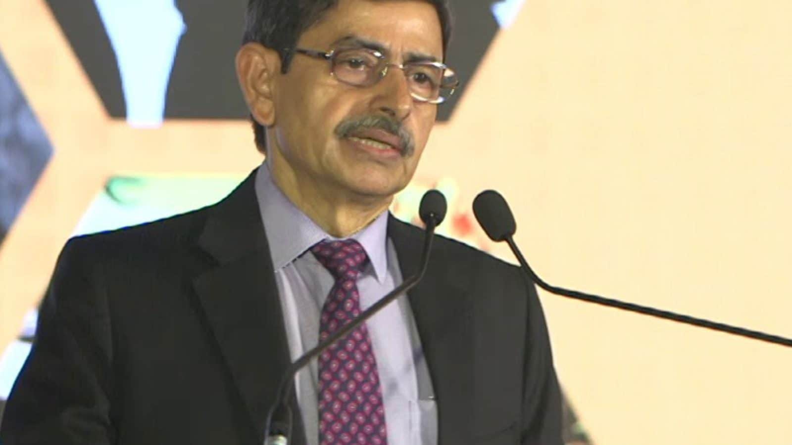 துப்பாக்கி ஏந்தியவர்களுக்கு துப்பாக்கி மூலமே பதிலளிக்க வேண்டும்: ஆளுநர் ஆர்.என்.ரவி பேச்சு