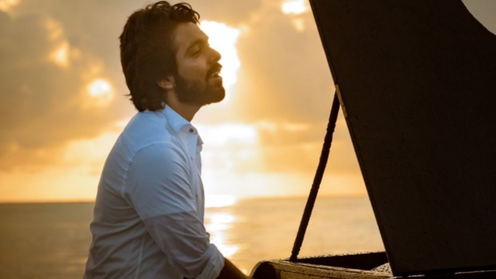 தமிழ் சினிமா ரசிகர்களின் மெல்லிசை இளவரசன் ஜி.வி.பிரகாஷ்!