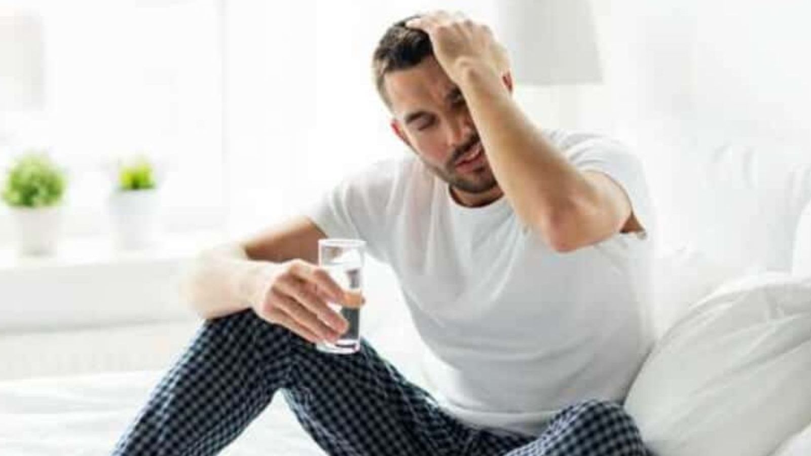 காலையில் எழுந்ததுமே சோர்வா இருக்கா..? அப்ப இந்த வைட்டமின் குறைபாடு ஏற்பட்டிருக்கலாம்..!