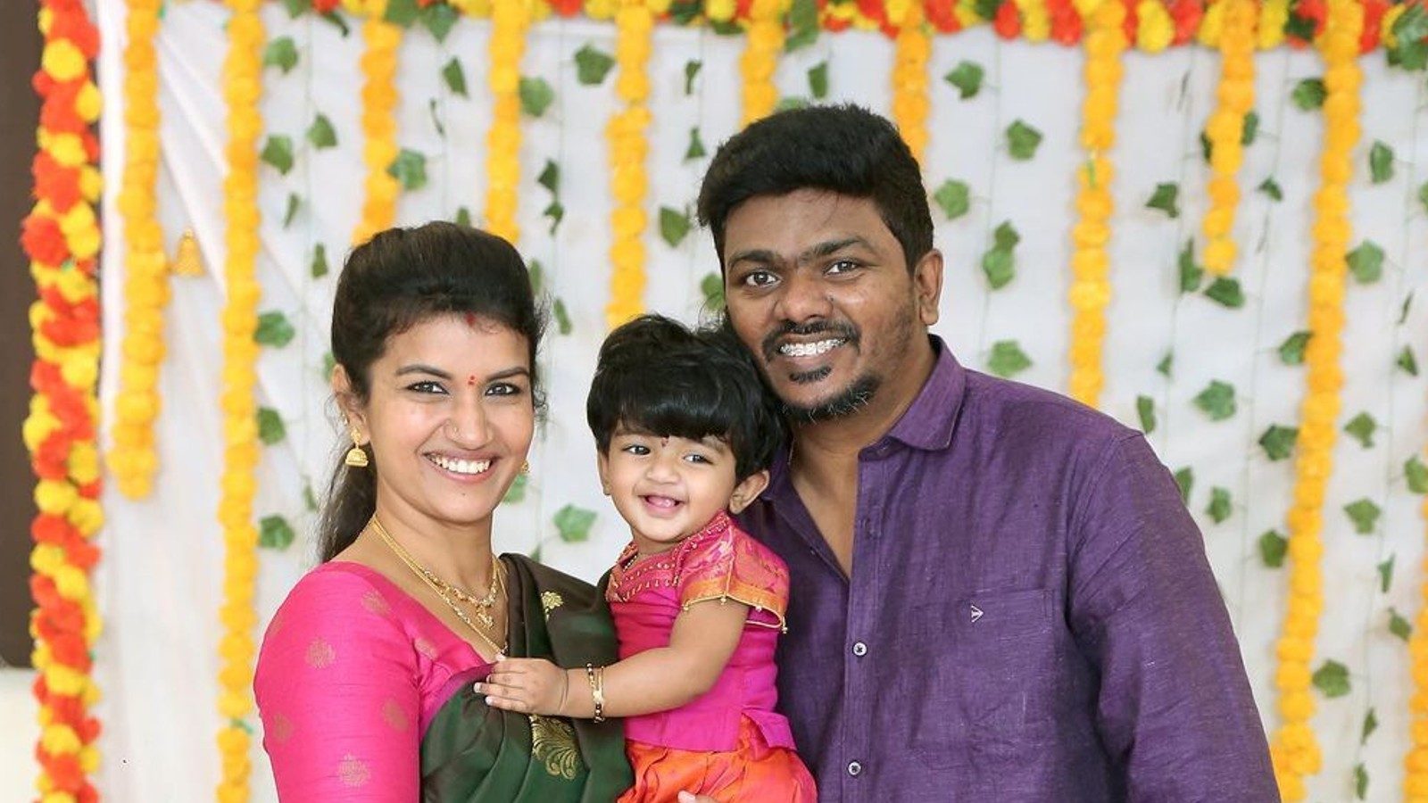 ராஜா ராணி சீரியல் நடிகை வீட்டில் நடந்த விசேஷம்.. குவிந்த விஜய்டிவி பிரபலங்கள்!