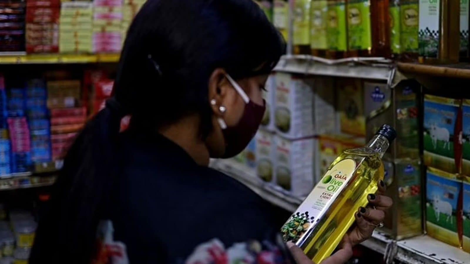 சமையல் எண்ணெய்யின் விலை ரூ.10 வரை குறையுமா? எதிர்பார்ப்பில் இல்லத்தரசிகள்!