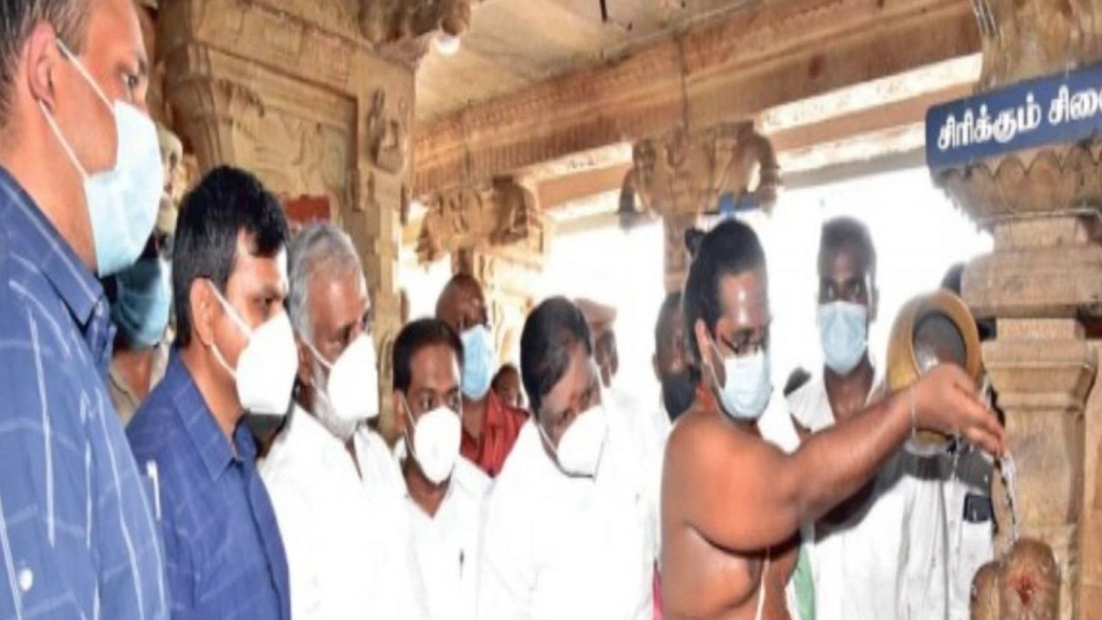 மீனாக்ஷி அம்மன் கோவிலில் அர்ச்சகர் பயிற்சியாளர் பணிக்கு விண்ணப்பிக்கலாம் – News18 Tamil