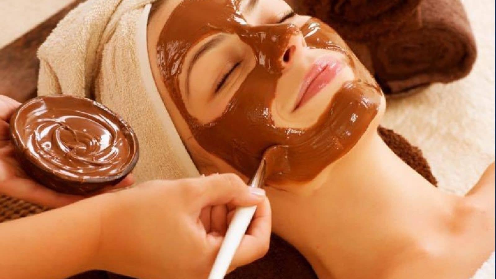 சருமத்தை இயற்கையான முறயில் பொலிவாக்க உதவும் ஹோம்மேட் ஃபேஸ் மாஸ்க்...