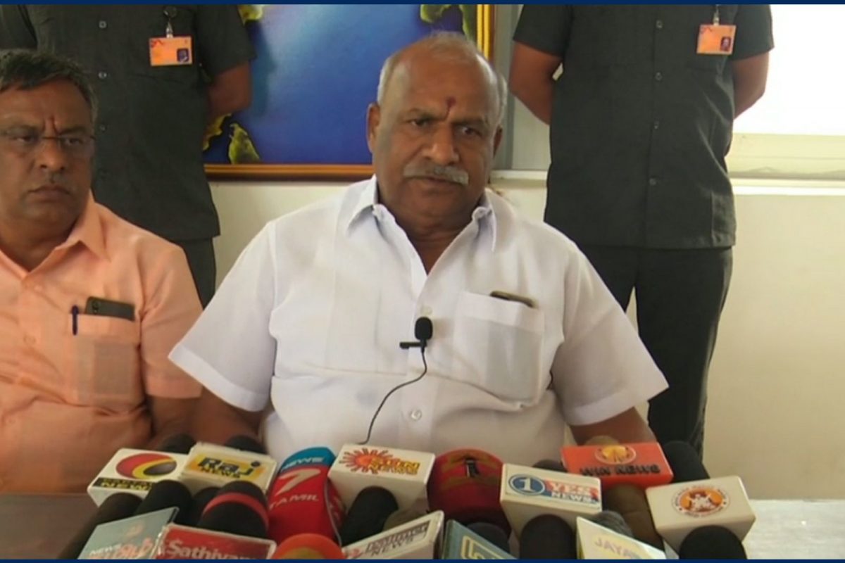 கிறிஸ்தவ ஆலயங்கள், மசூதிகளை அரசுடைமையாக்க வேண்டும் - இந்து முன்னணி...