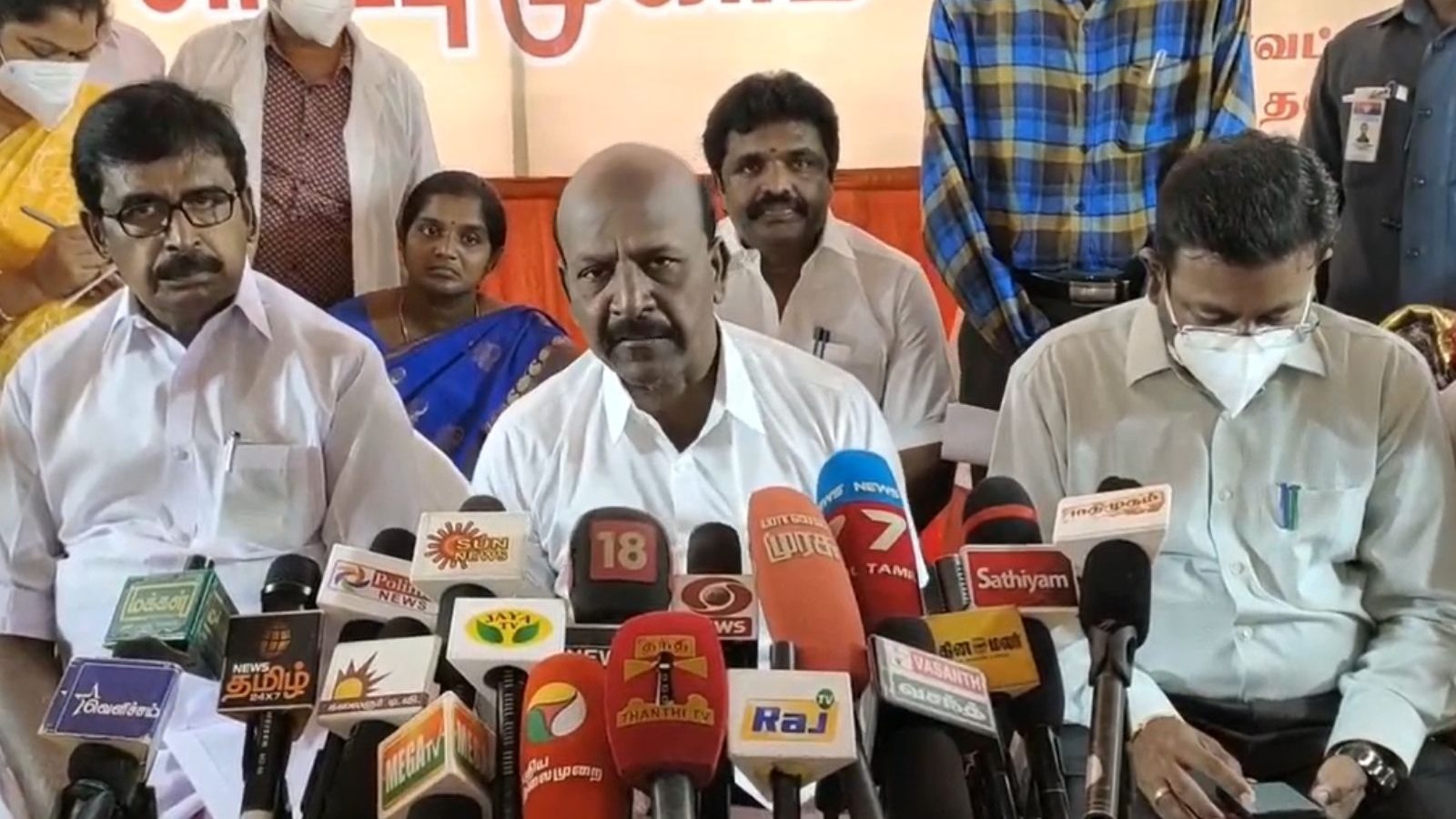 அதிகரிக்கும் கொரோனா.. தமிழகத்தில் ஊரடங்கா? அமைச்சர் மா.சுப்பிரமணியன் விளக்கம்