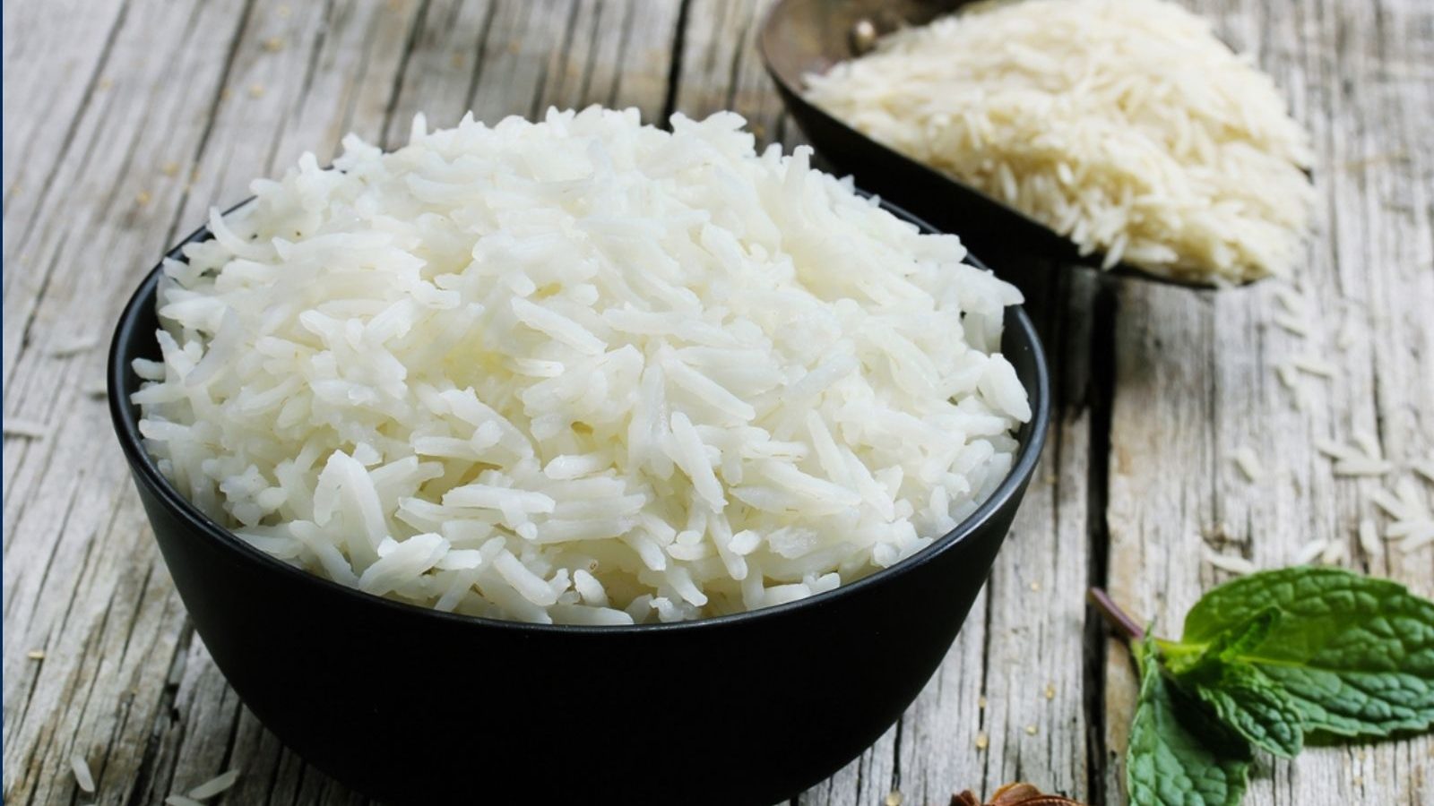 சூடான வடித்த சாதத்தை விட பழைய சாதம் ஆரோக்கியமானதா.? நிபுணர்களின் கருத்து.!