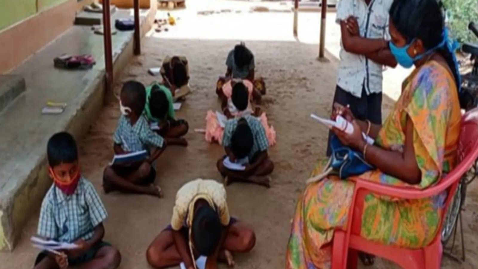 இல்லம் தேடி கல்வித் திட்டம்:  பள்ளிக்கல்வித்துறை முக்கிய அறிவிப்பு