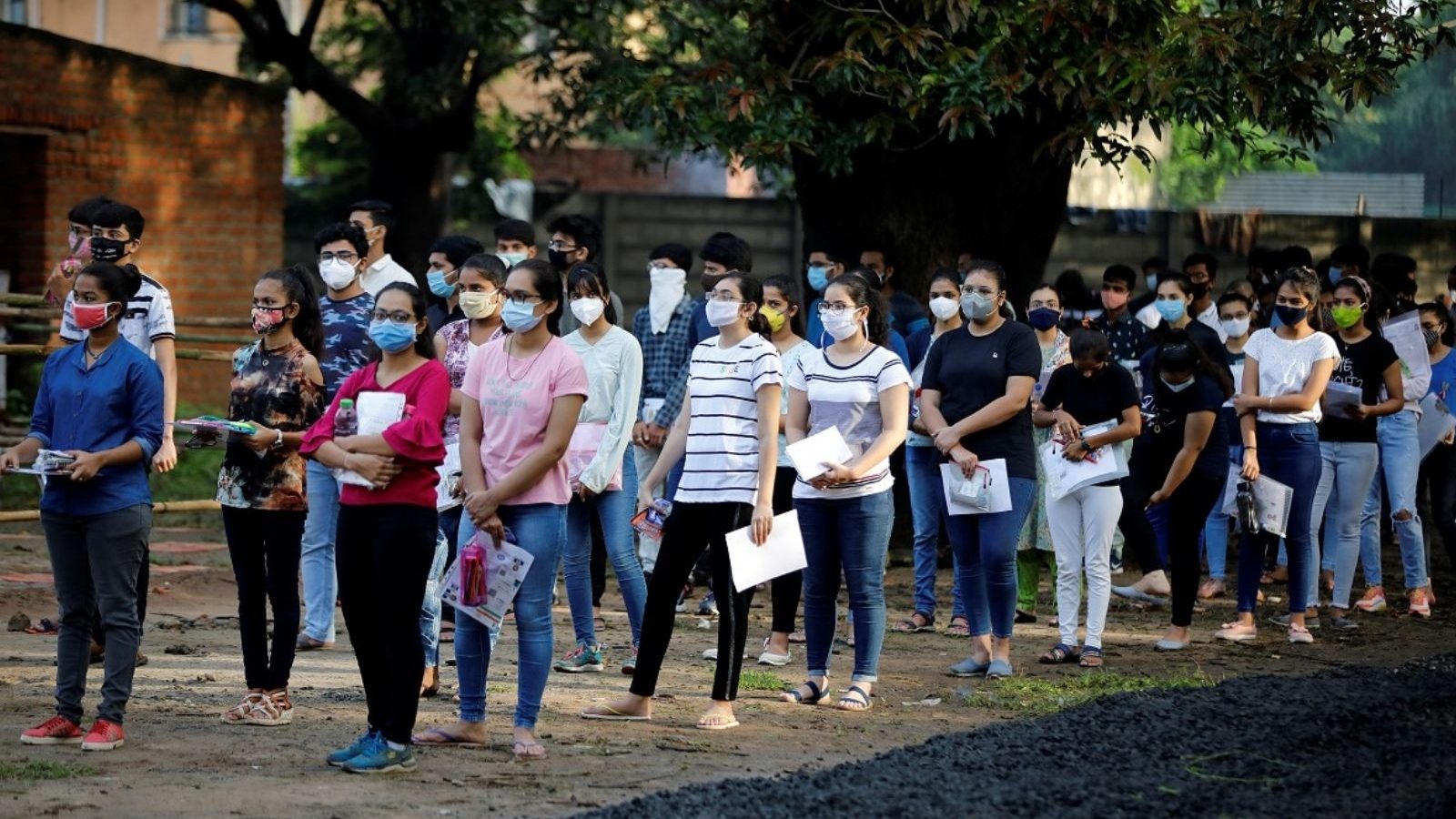 நாளை நீட் தேர்வு.. எதற்கெல்லாம் அனுமதி? எவற்றுக்கொல்லாம் தடை? முழு தகவல்