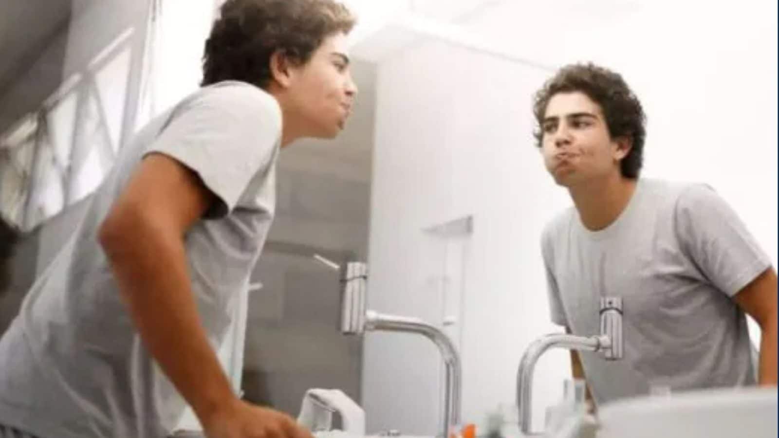 தினமும் காலை எண்ணெயில் வாய் கொப்பளித்தால் கிடைக்கும் நன்மைகளை பற்றி தெரியுமா?