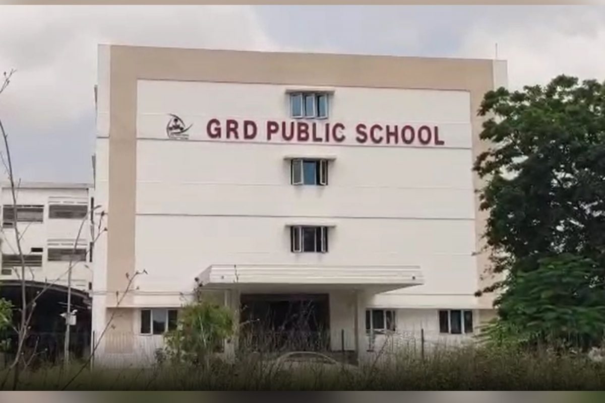 பெற்றோரிடம் புதிய படிவத்தில் கையெழுத்து கேட்கும் தனியார் பள்ளிகள்..