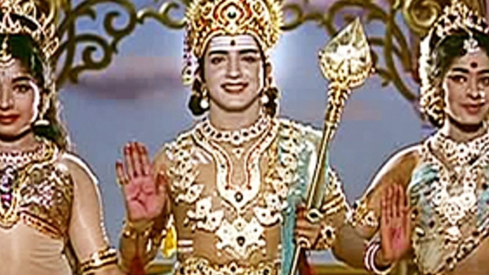 சிவகுமார் சினிமாவில் கடவுளான கதை