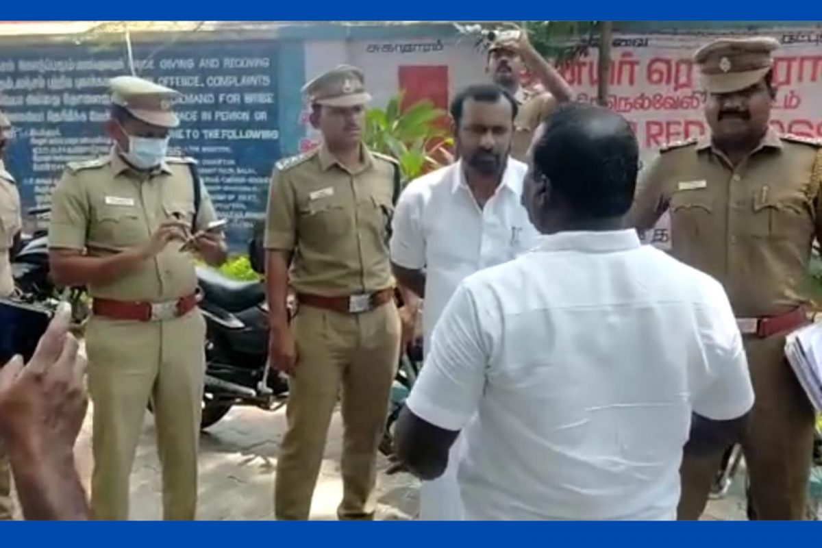 முதன்மை கல்வி அலுவலர் அலுவலகத்தில் மாணவர்கள் தற்கொலை மிரட்டல்