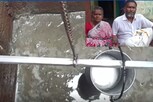 மனைவிக்காக கண்டுபிடிப்பாளராக மாறிய கொத்தனார்..