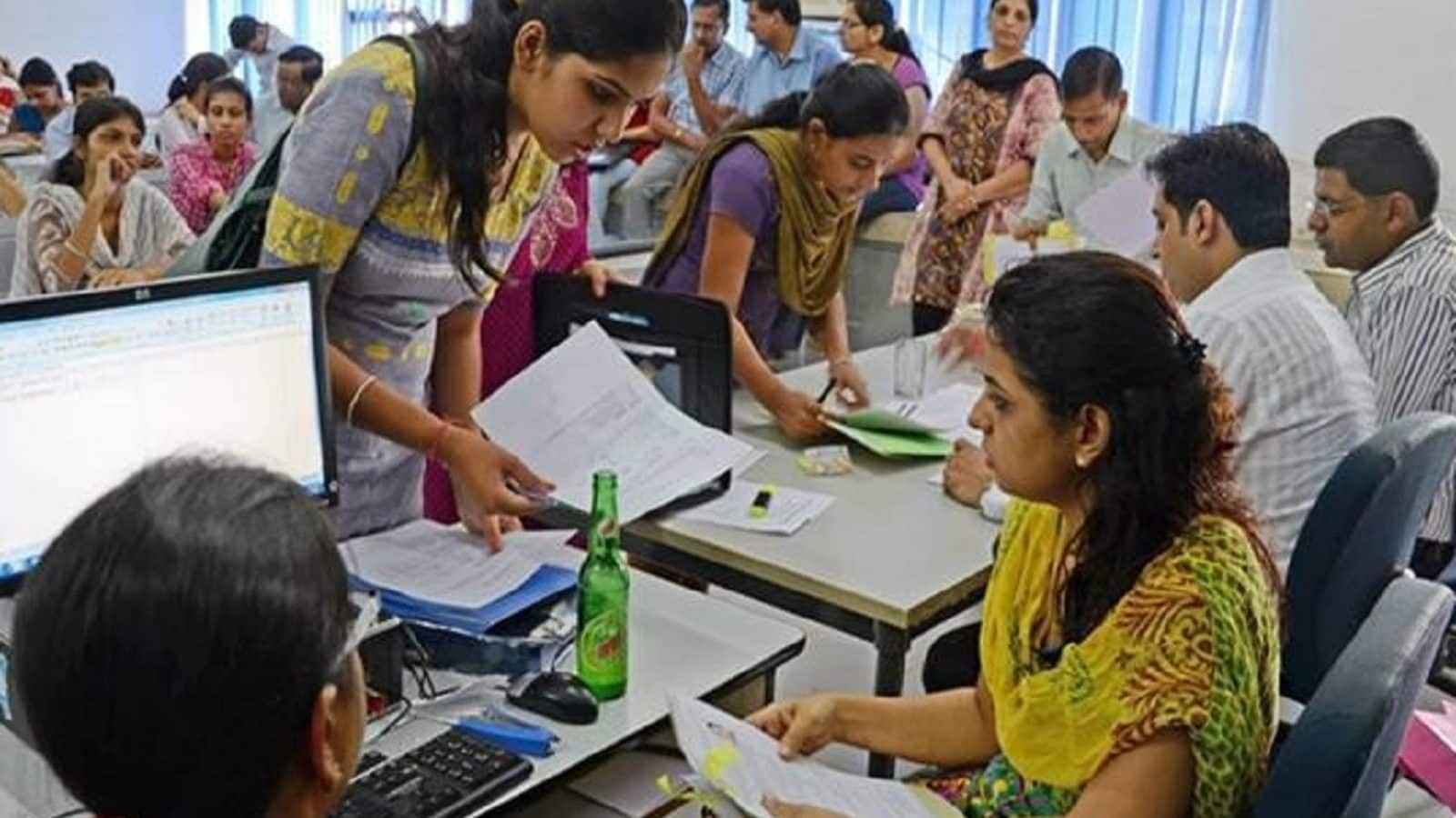 பொறியியல் மாணவர் சேர்க்கை  தரவரிசைப் பட்டியல்: நாளை மறுநாள் வெளியாகிறது