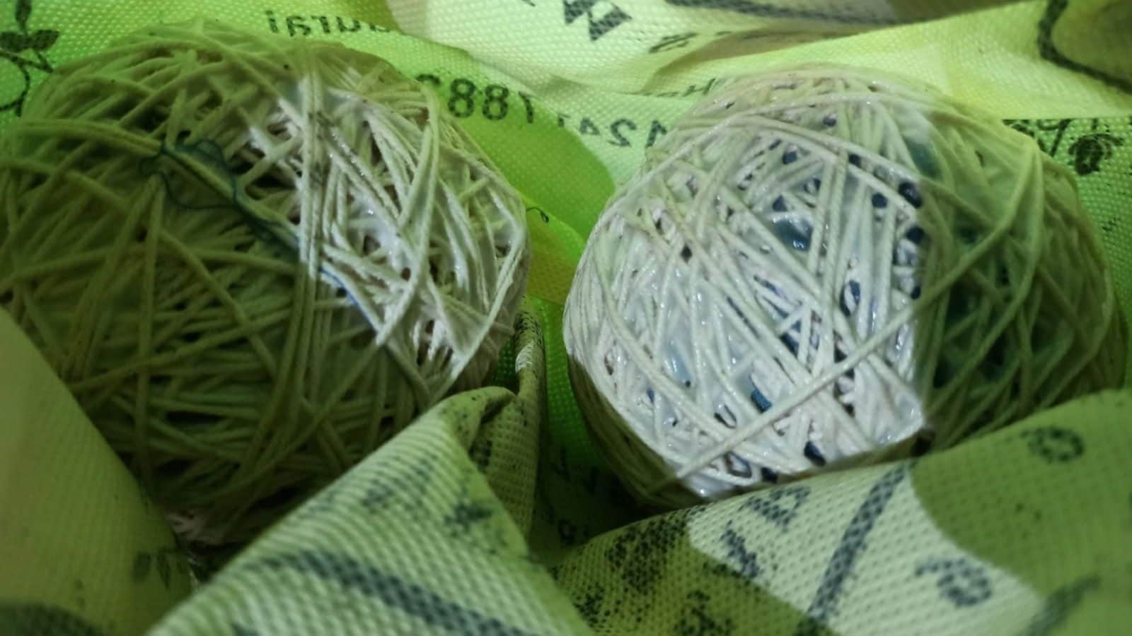 அதிமுக நிர்வாகி வீட்டில் கைப்பற்றப்பட்ட கையெறி குண்டுகள் - திருச்சியில் பரபரப்பு