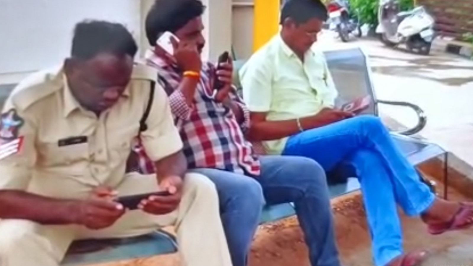 போலி அரெஸ்ட் வாரண்ட் தயாரித்து மில் உரிமையாளரை கடத்த முயற்சி.. ஆந்திராவை சேர்ந்த 3 பேர் கைது