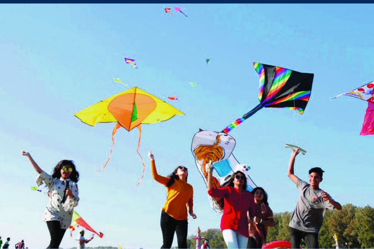 Kite Festival  :  சர்வதேச காற்றாடி திருவிழா.. களைகட்டிய மாமல்லபுரம்