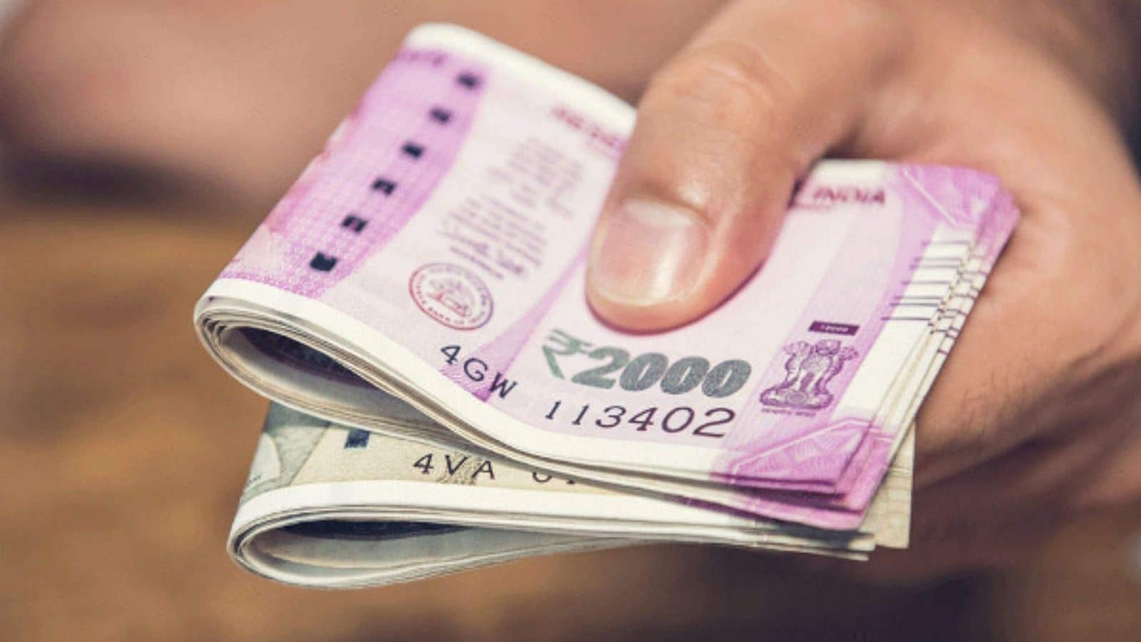 ரூ.44 முதலீடு செய்தால் ரூ.27 லட்சம் உங்கள் கையில்.. எல்ஐசியின் சூப்பரான பிளான்