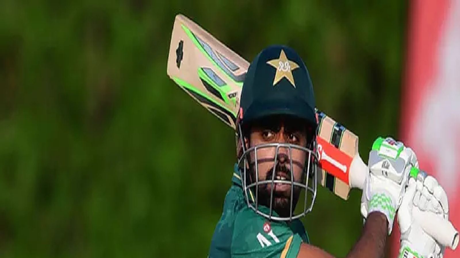 ஆரம்ப கால கோலி போலவே சாதனை உடைக்கும் பாபர் அசாம்- ஹஷிம் ஆம்லா சாதனையை உடைத்தார்