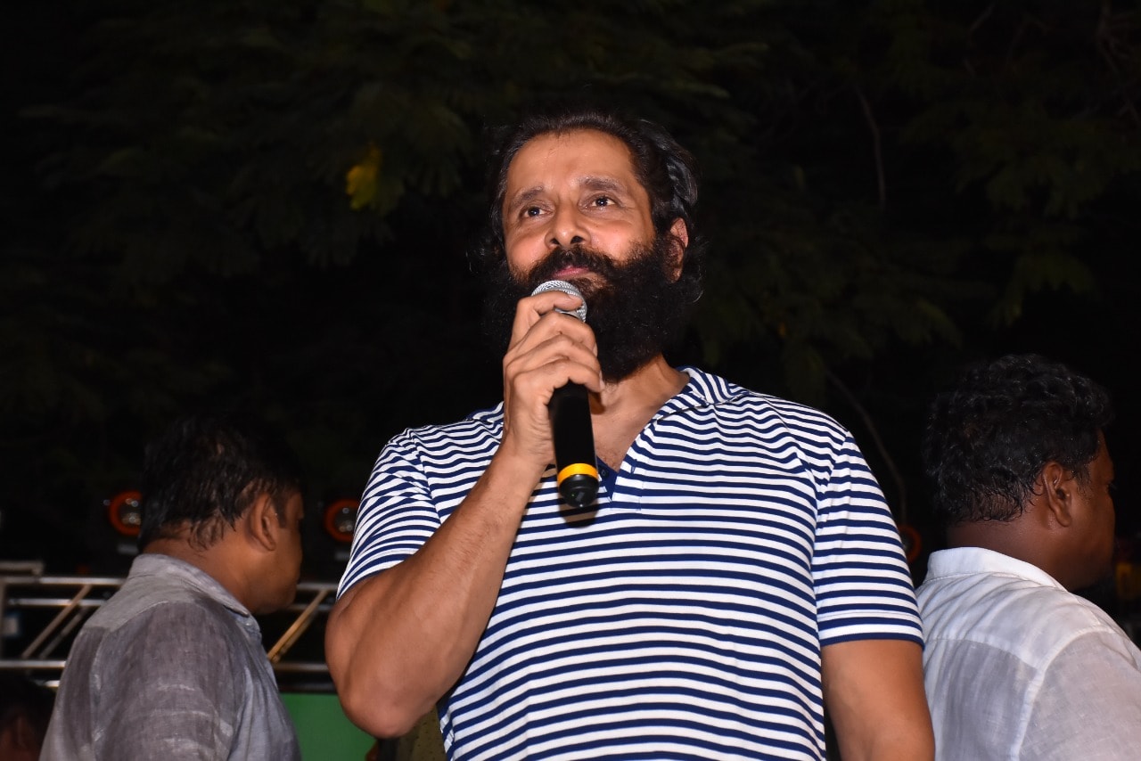 cobra promotion in madurai vikram srinidhi shetty