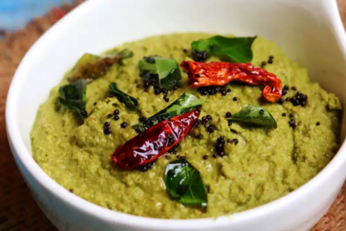 முடி வளர்ச்சி ஆரோக்கியமா இருக்க கறிவேப்பிலை சட்னி சாப்பிடுங்க...