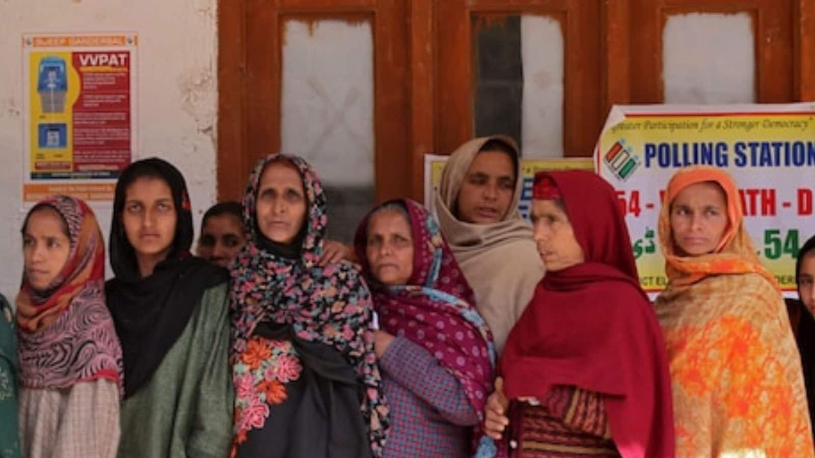 ஜம்மு - காஷ்மீரில் புதிதாக 25 லட்சம் வாக்காளர்கள்.. தேர்தல் ஆணையத்தின் முடிவால் சர்ச்சை