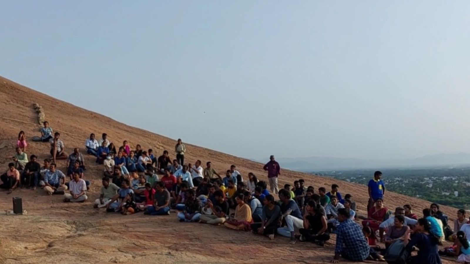 மதுரையில் பசுமை நடை: பாரம்பரிய வரலாறு தெரிந்துகொள்ள உற்சாகத்துடன் திரண்ட மக்கள்!