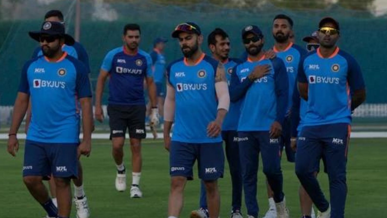 பயிற்சி மைதானம் தூரம்..  உணவுக்கூட சரியில்லை - இந்திய வீரர்கள் அதிருப்தி